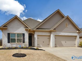 507 Short Row Cir, Madison, AL 35756
