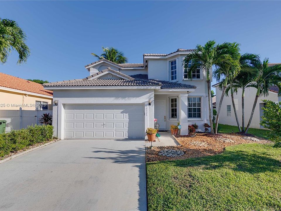 1st image of 16525 NW 19th St
