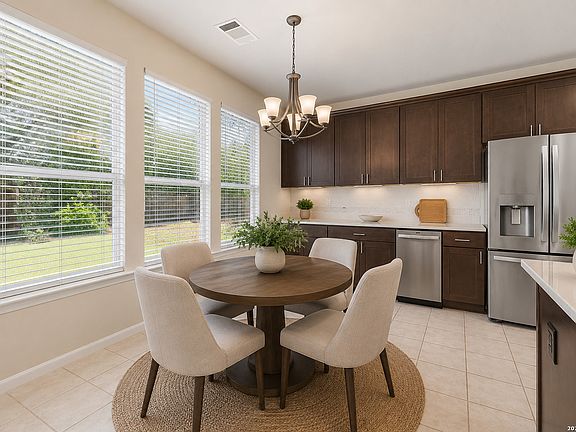 3rd image of 8715 Sandia Cir