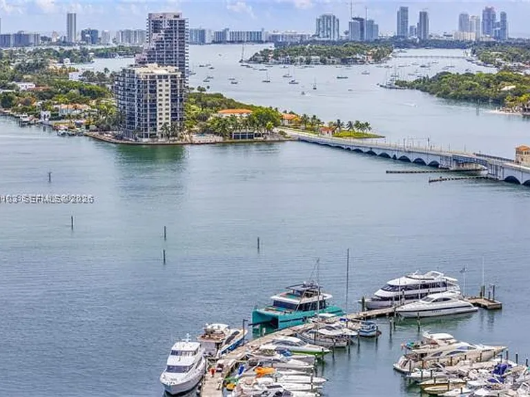 1750 N Bayshore Dr #2401 — Photo 7