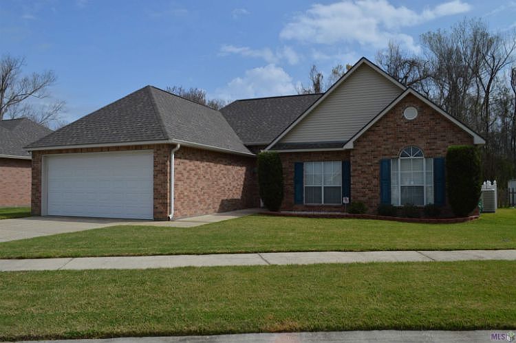 1st image of 710 S Daphne Dr