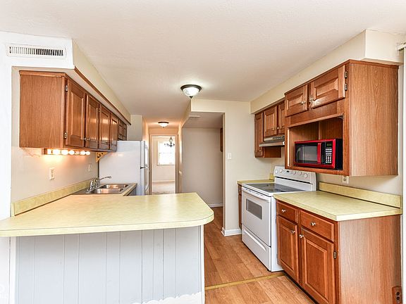 5th image of 8071 Witherington Rd