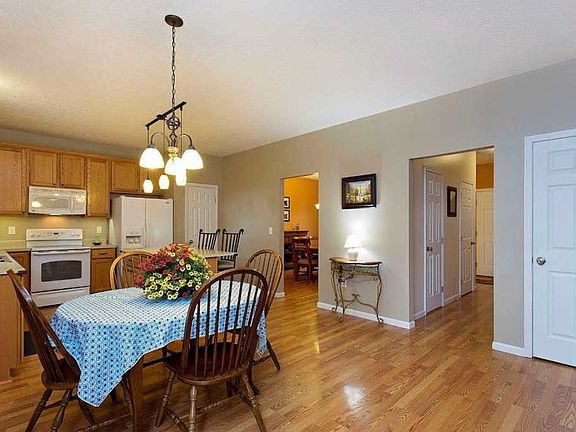 5th image of 6335 Ashford Dr