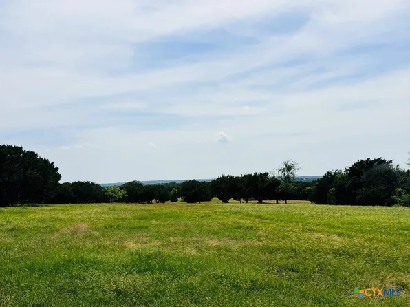 300 County Road 340, Mc Gregor, TX 76657
