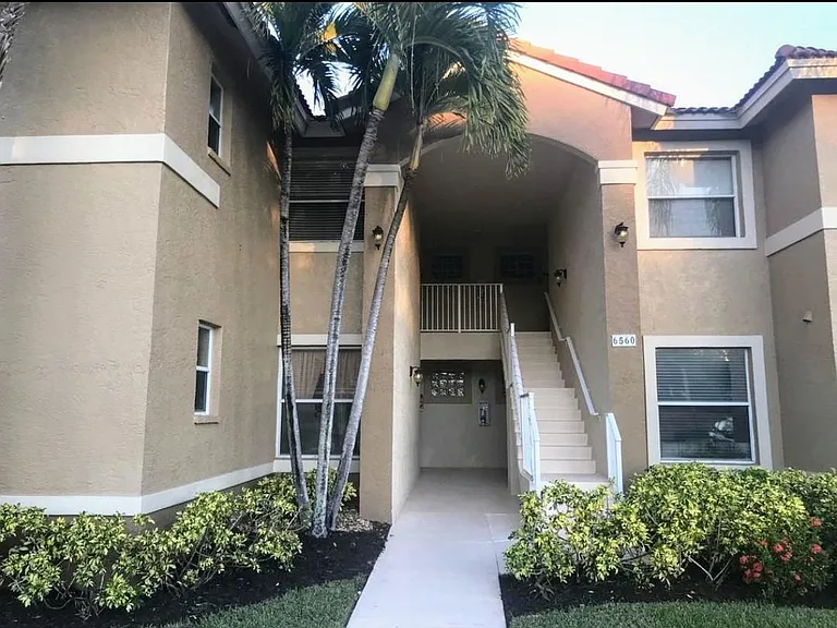 6560 Huntington Lakes Cir #101 — Photo 5