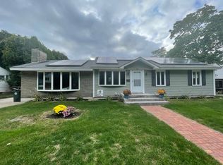 115 Leewood St, Manchester, NH 03103