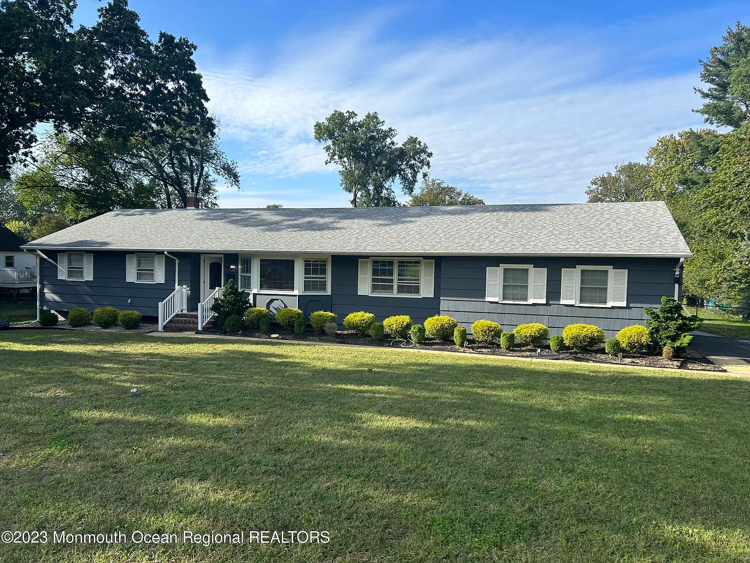 7 bed, 2378 sqft, $5,425 — Photo 1