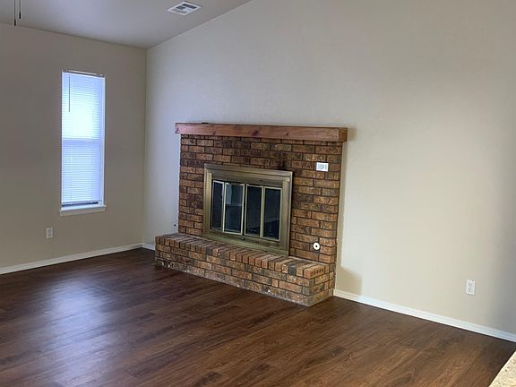 2nd image of 3508 W Wood St #1