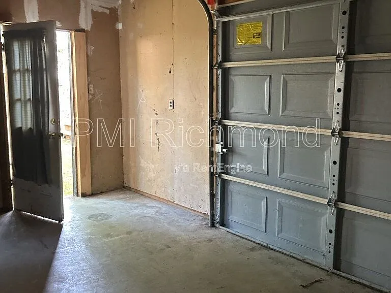9311 Classic Rd — Photo 18