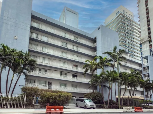 677 NE 24th St APT 407, Miami, FL 33137