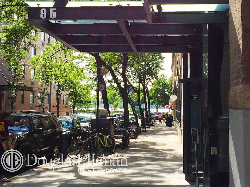 1st image of 95 Horatio St APT 701