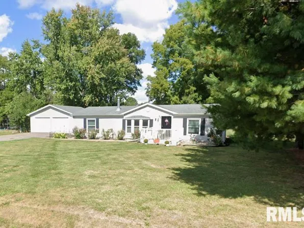 307 Smith St, Loami, IL 62661