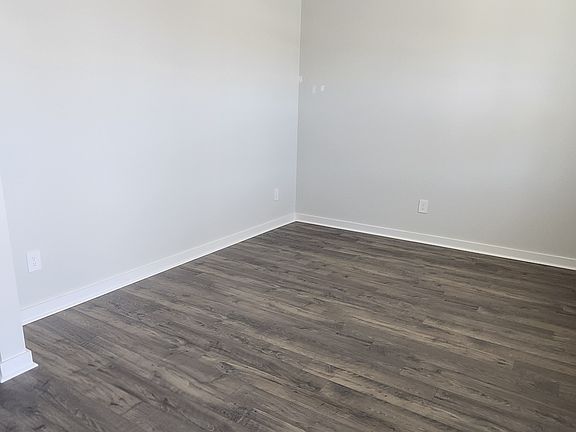 5th image of 121 Rita Blanca Dr