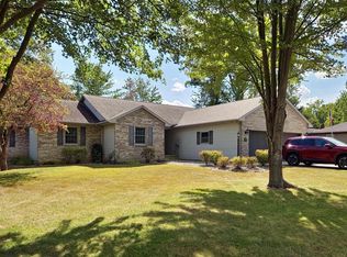 63 W Elm St, Somerset, IN 46984