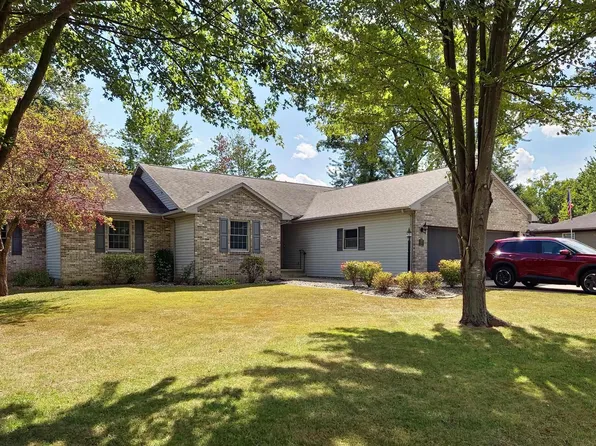 63 W Elm St, Somerset, IN 46984