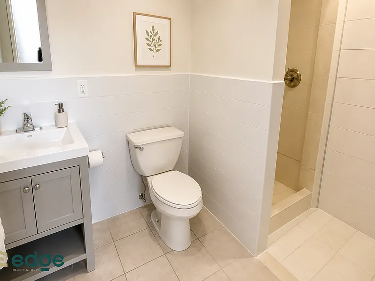 210 Cook St #207 — Photo 4