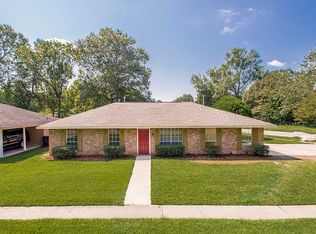 11802 Tams Dr, Baton Rouge, LA 70815