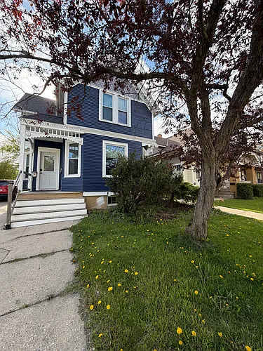 713 N Wisconsin St #1 Photo 1