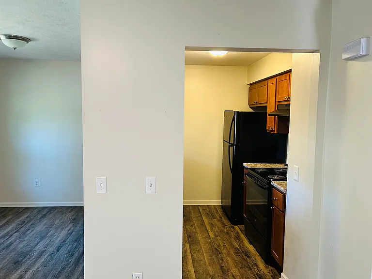 2944 Vineland Ave SE — Photo 6