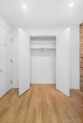 Rented by Mirador Real Estate | media 7