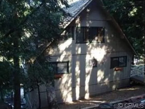 28686 Shenadoah Dr, Lake Arrowhead, CA 92321