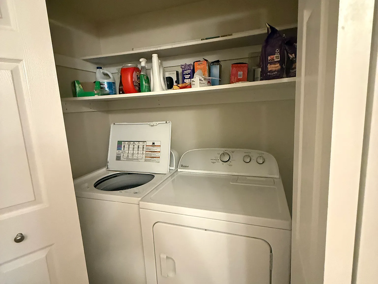 3 bed, 1375 sqft, $2,200 — Photo 4