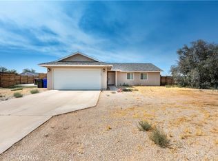 13286 Topock Rd, Apple Valley, CA 92308