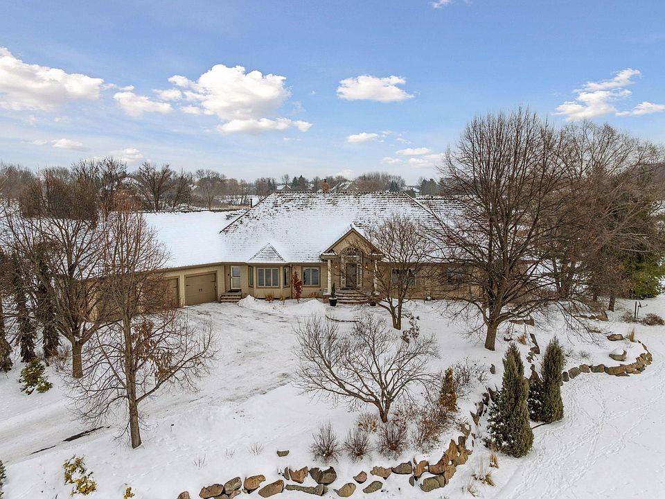 1st image of 675 Navajo Rd W