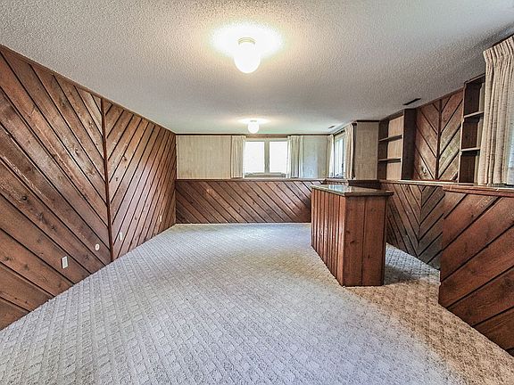 5th image of 4039 Lakehill Cir