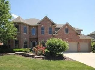 3328 Farmgate Dr, Naperville, IL 60564