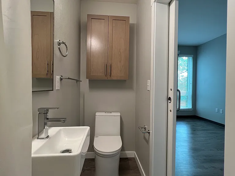 4029 Rainier Ave — Photo 41
