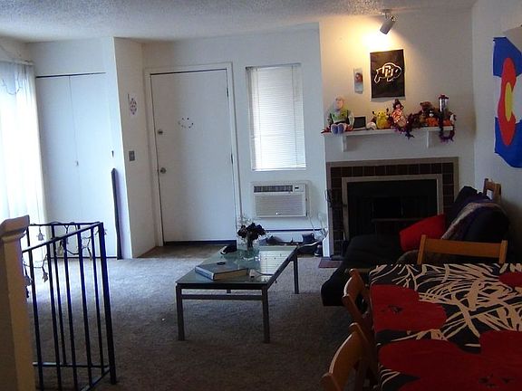 2nd image of 2141 Canyon Blvd #2