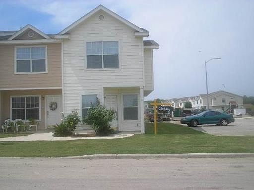 2nd image of 0000003 BRATTON DR #1