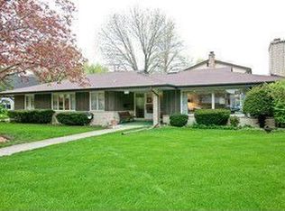 5712 Grand Ave, Downers Grove, IL 60516