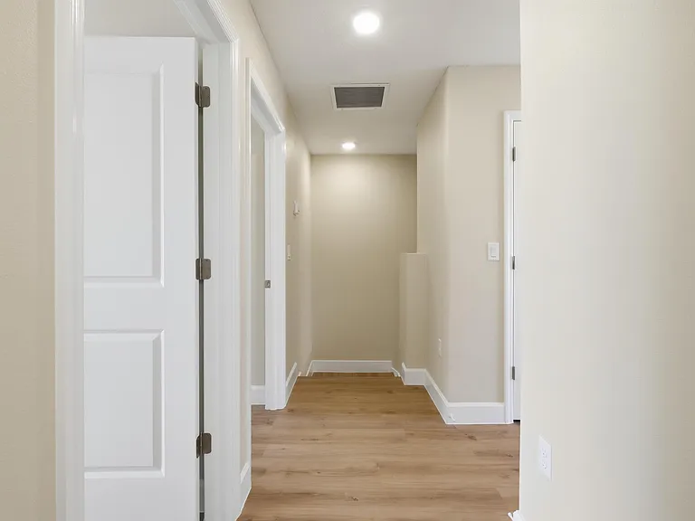 216 S Florida Ave #2 — Photo 11