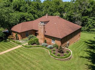 1870 S Mason Rd, Saint Louis, MO 63131
