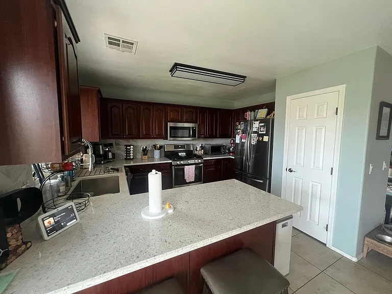 11206 W Chase Dr — Photo 4