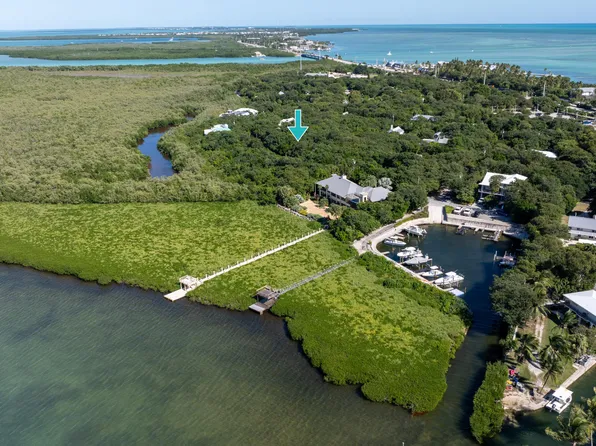 33 Flamingo Hammock Rd, Upper Matecumbe Key, FL 33036