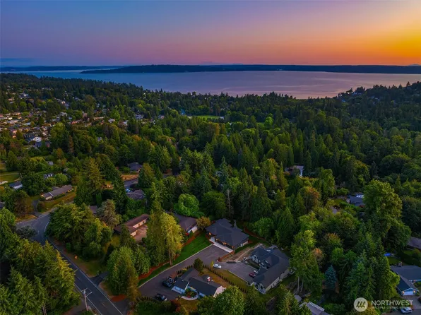 17163 4th Avenue SW, Normandy Park, WA 98166