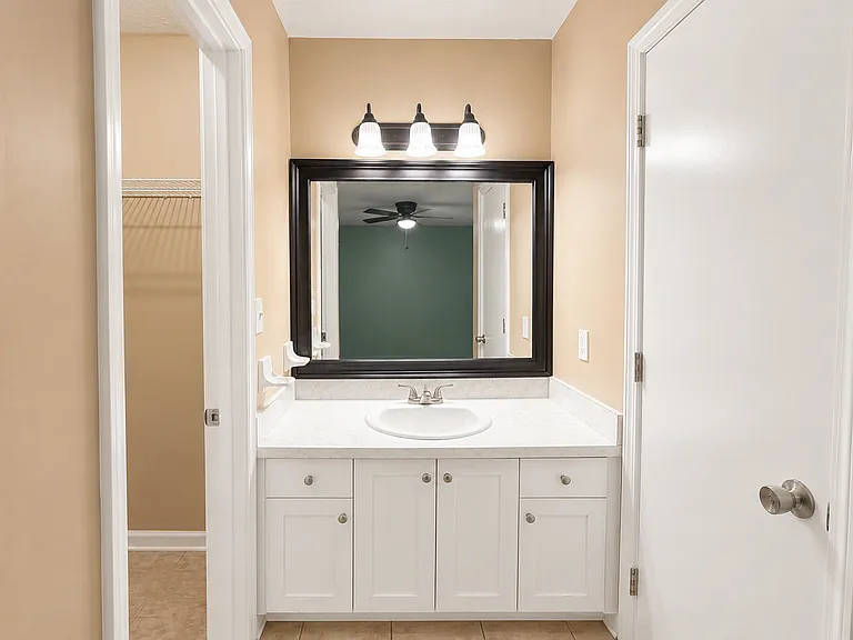 1710 Underwood Dr SE — Photo 18