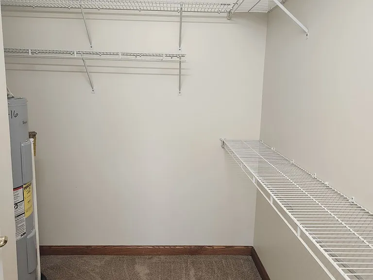 200 Independence Ln #B1 — Photo 4