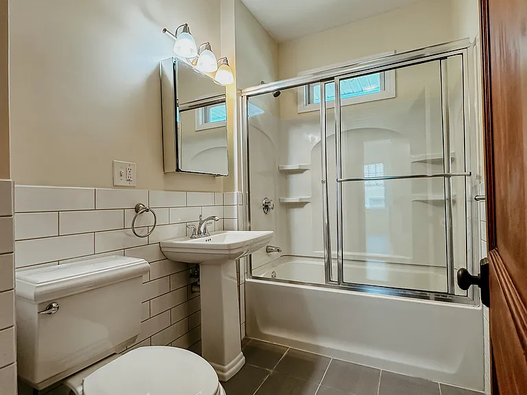 34 Brooksdale Rd #2 — Photo 5
