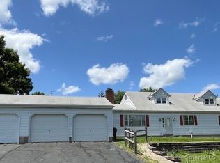 38 Pinnacle Rd, Farmington, CT 06032