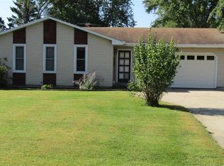 814 Dauphin St, Green Bay, WI 54301