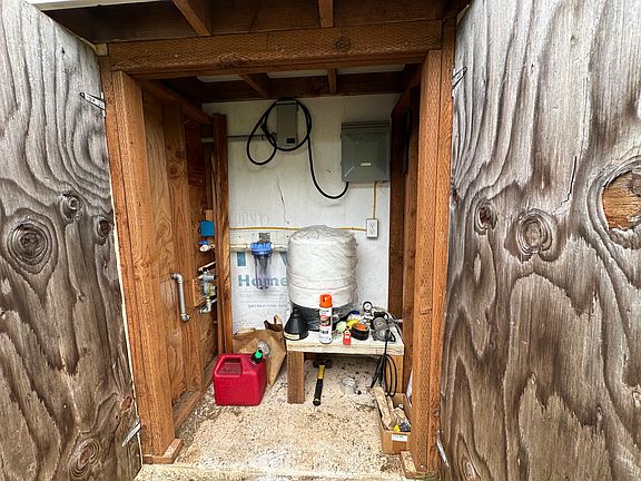 4th image of 15-1577 1st Ave