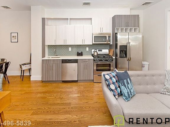 4th image of 217 Court St #4Z