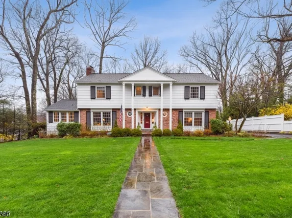 39 Ramsey Dr, Summit City, NJ 07901