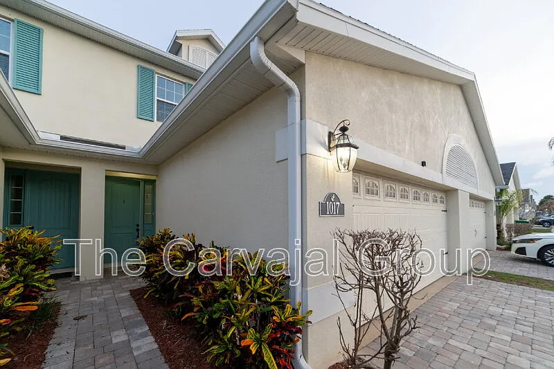 3 bed, 3.5 bath, 2193 sqft, $3,000 — Photo 3