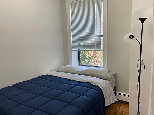 Rented by 18 REALTY | media 14