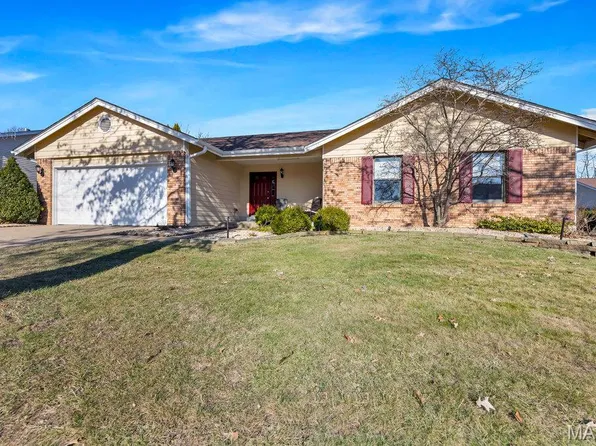 3010 Paddlewheel Ct, Saint Charles, MO 63303